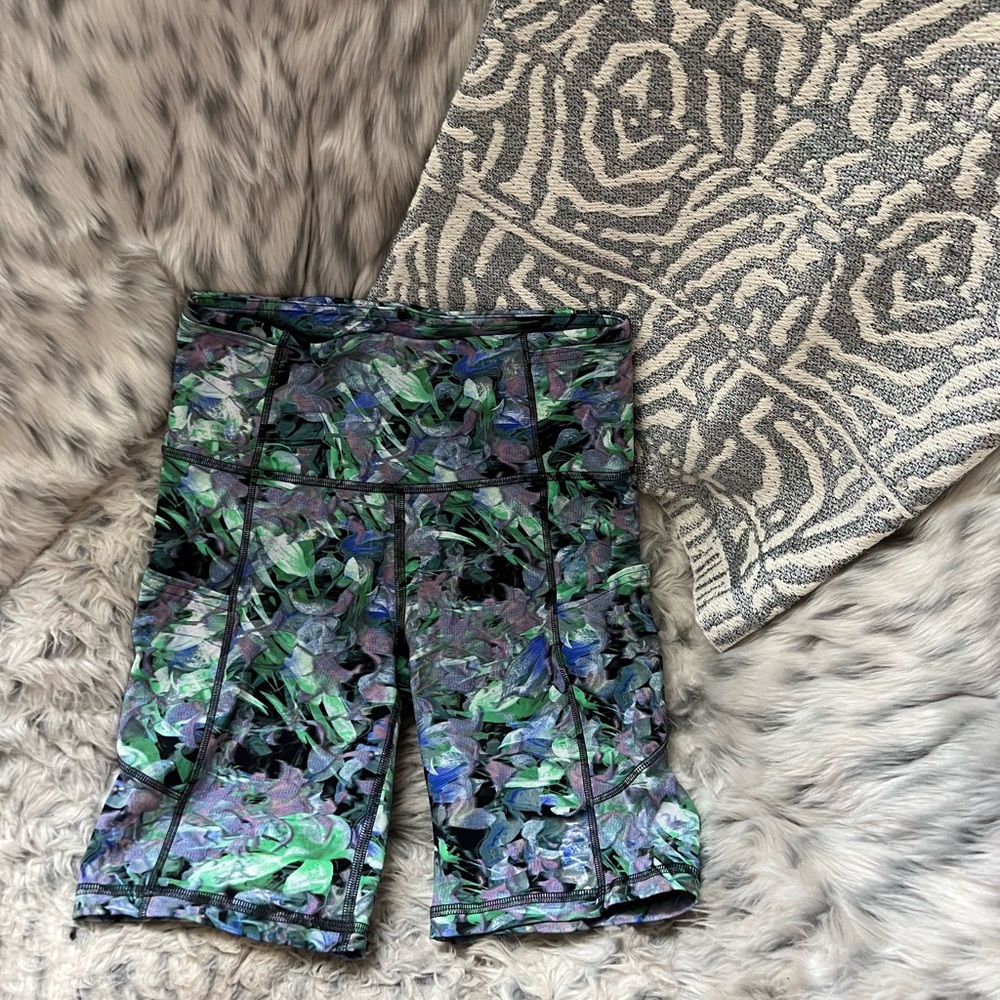 Lululemon floral biker shorts